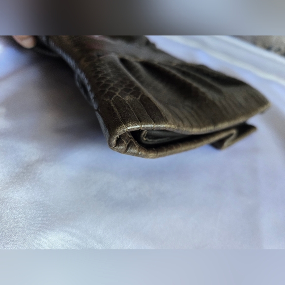 Furla Brown Bow Clutch/Crossbody Bag - Picture 6 of 12